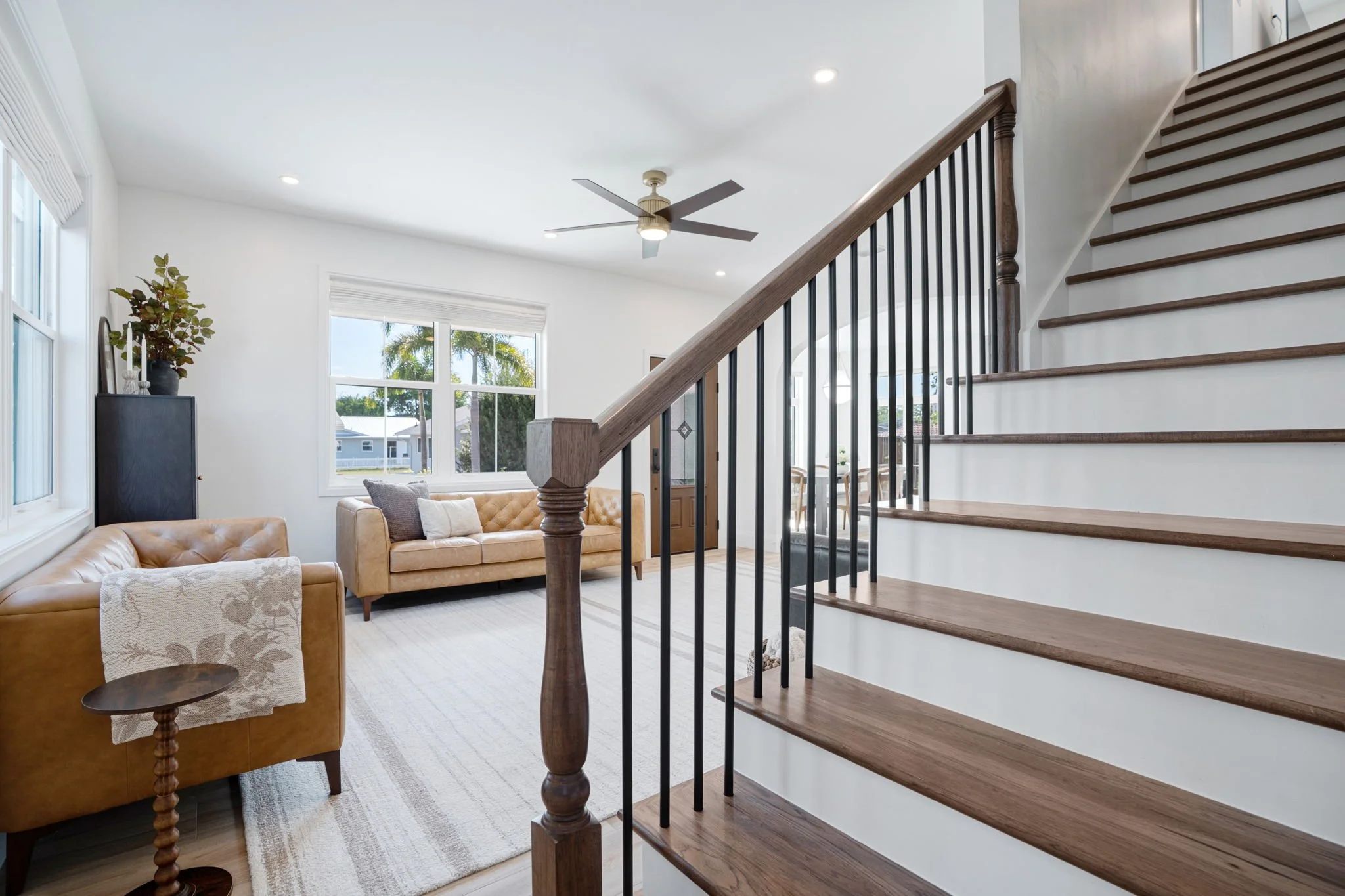 37-web-or-mls-1570 Graber Ave-30.jpg