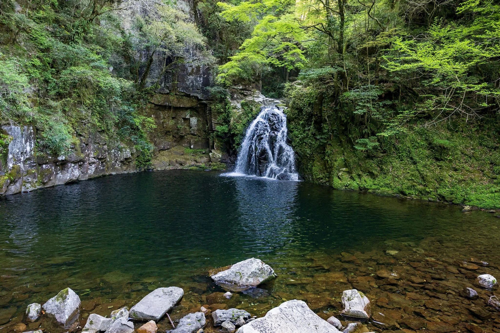 Temples, stone monuments, terraced countryside and waterfalls around Nara and Asuka