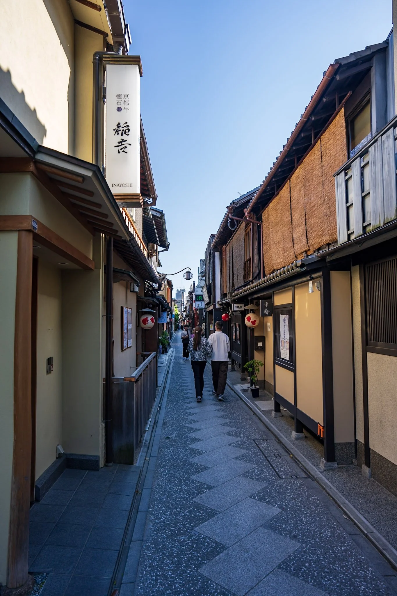 jp-d86d838f4860.jpg