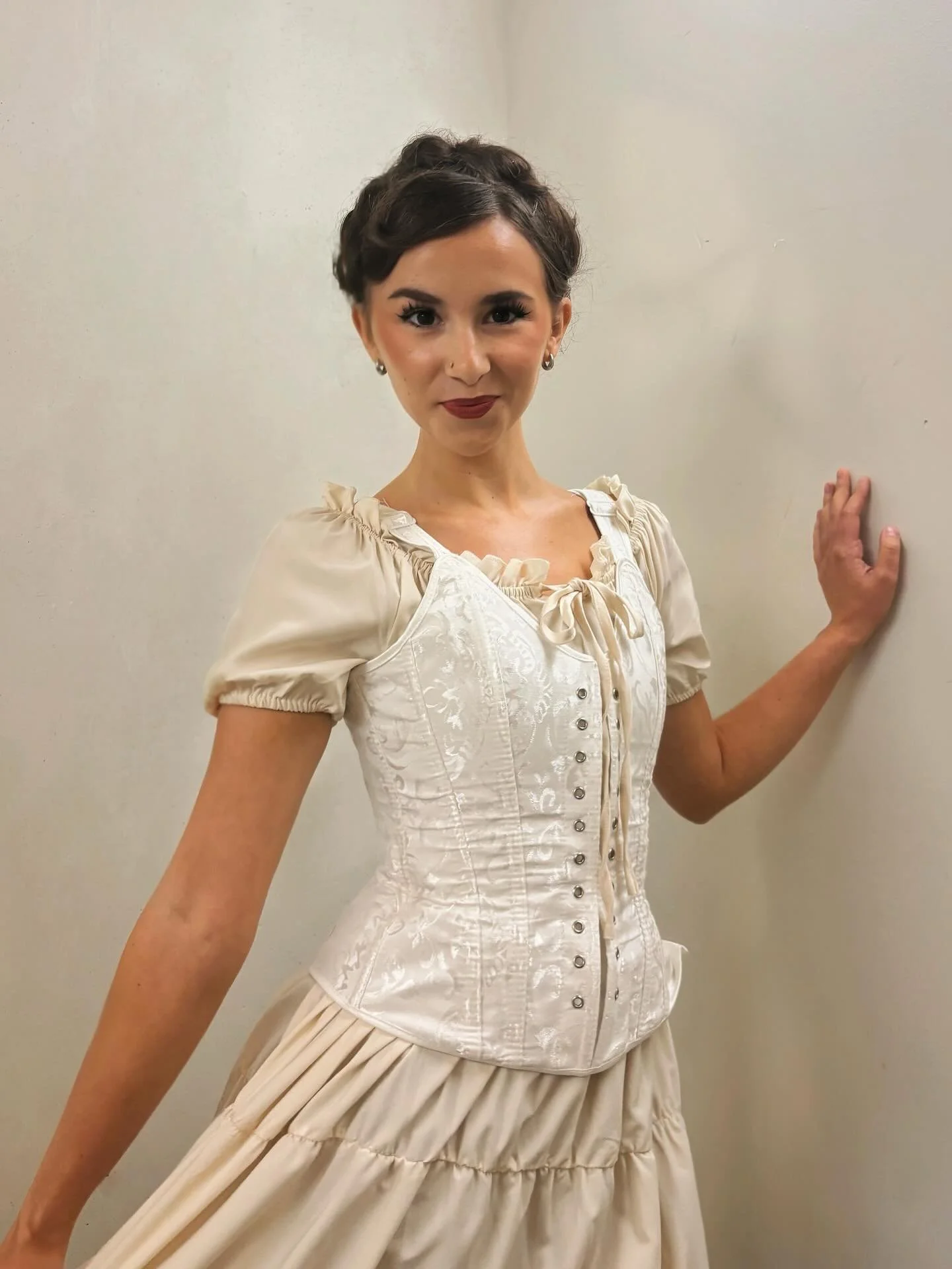 Appreciation post for my make shift bob🤣
Kiss me Kate at the @madisontheatrervc was the best this summer! So grateful ❤️