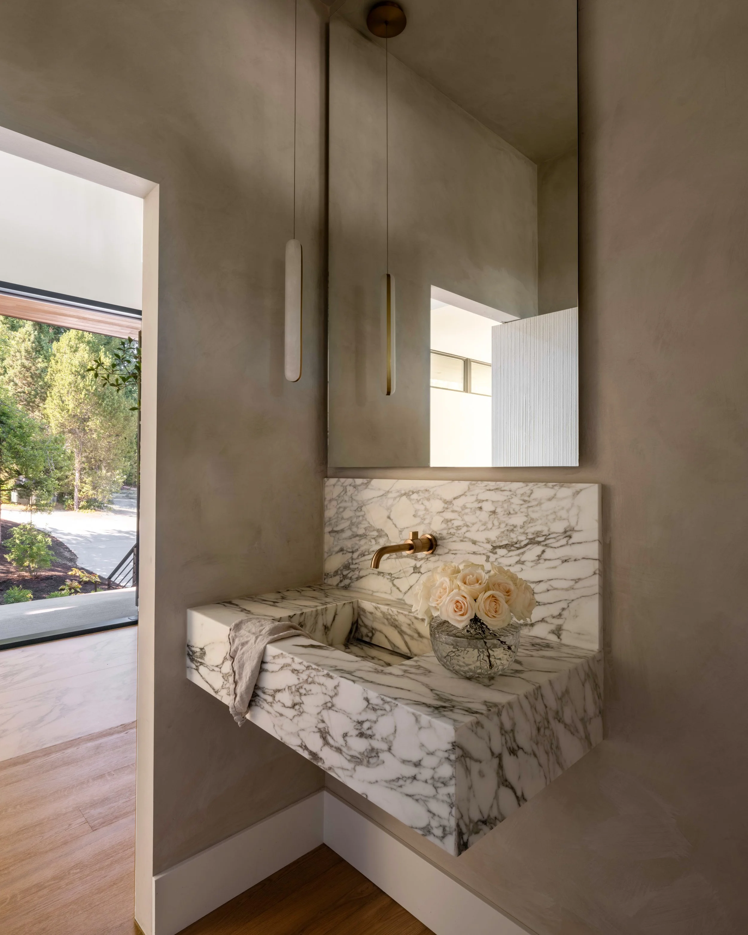 EmeraldCItyBellevue_KaraMercer1809-HDR-1.jpg