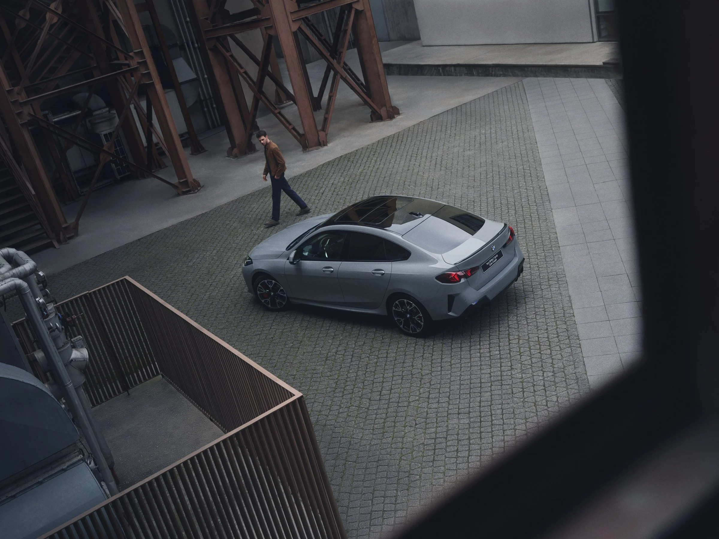 the_bmw_2gc_0222_04.jpg