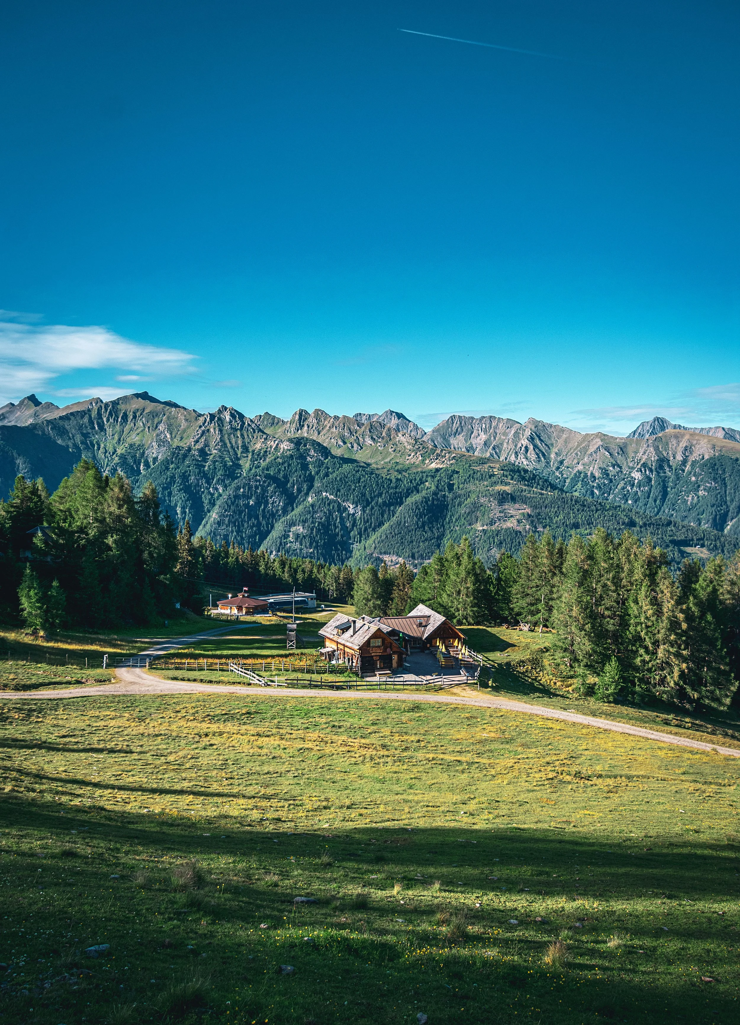 Vorbei an der Zirmbar