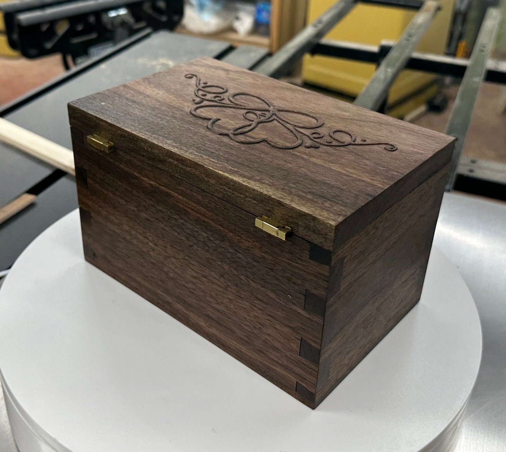 https://i.etsystatic.com/27699918/r/il/990248/4993303123/il_fullxfull.4993303123_9ifd.jpg