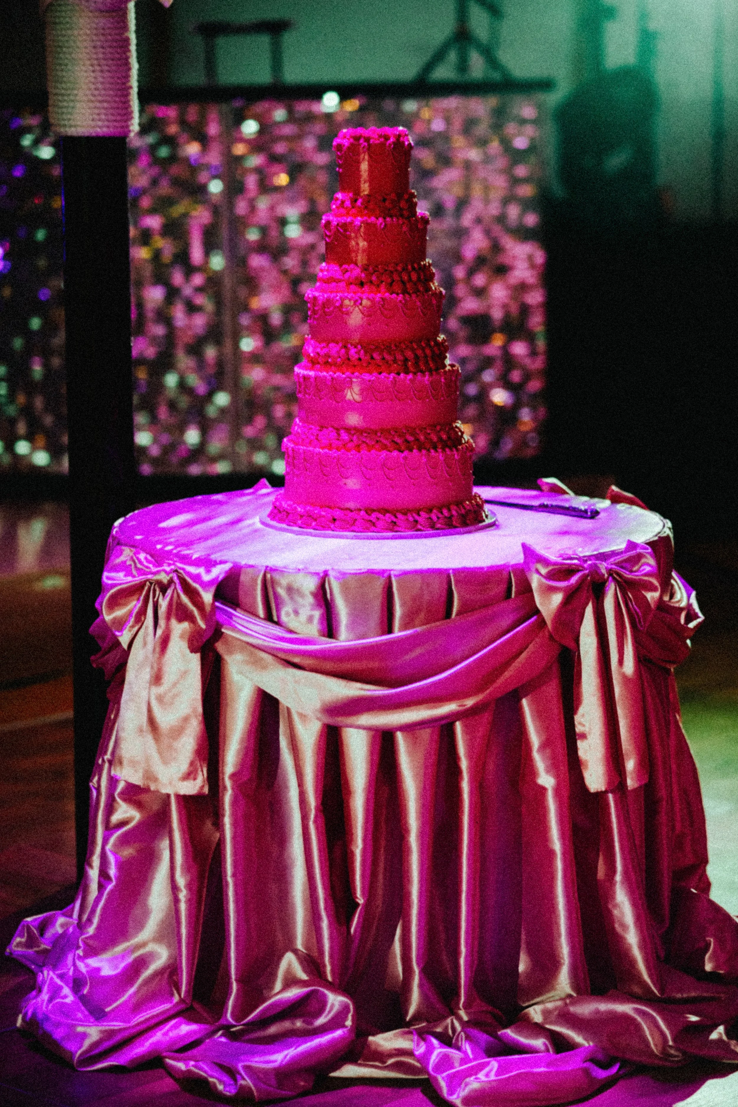 Rosie Finbar table grain.jpg