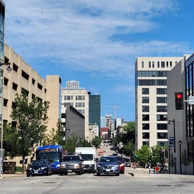 MICHIGAN STREET: PROTECTED BIKE LANES PROJECT