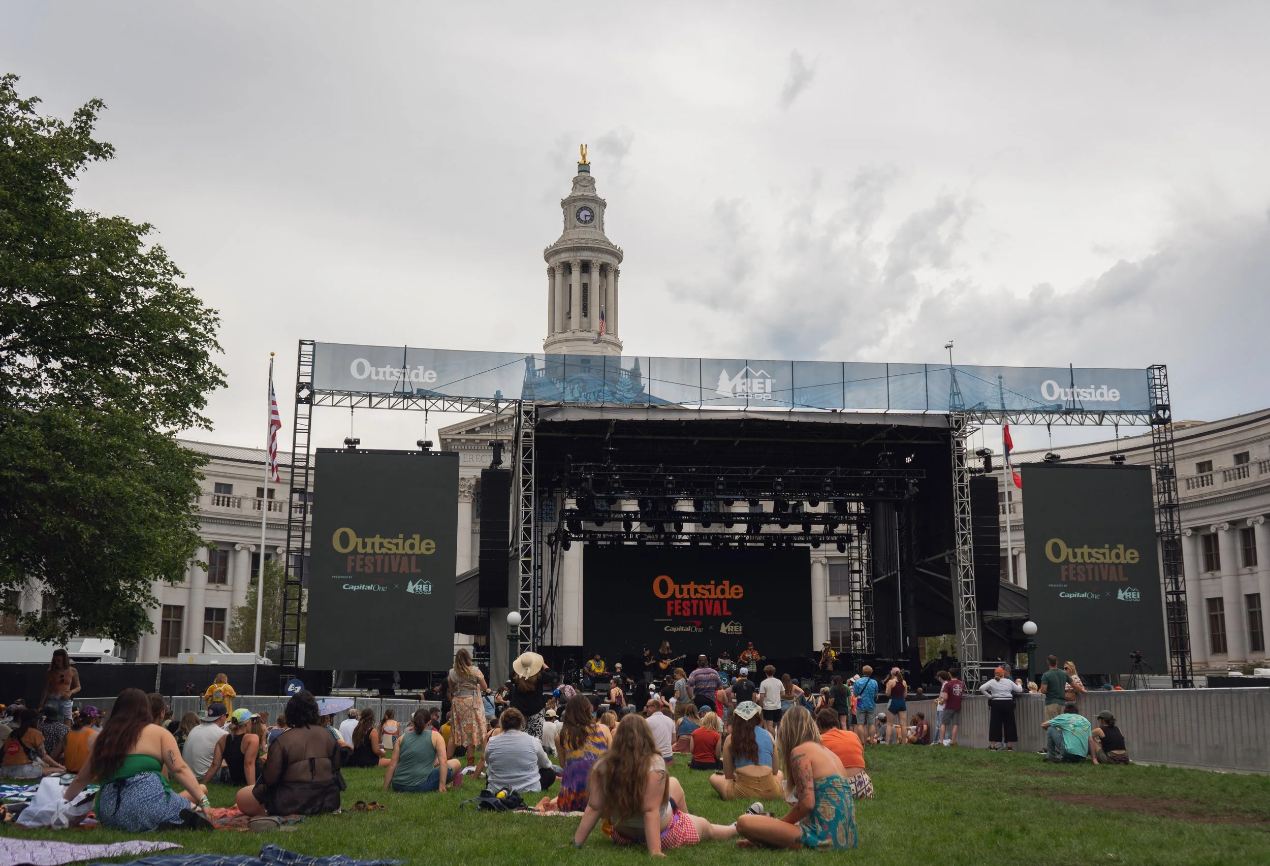 emwilson.outside-01.jpg