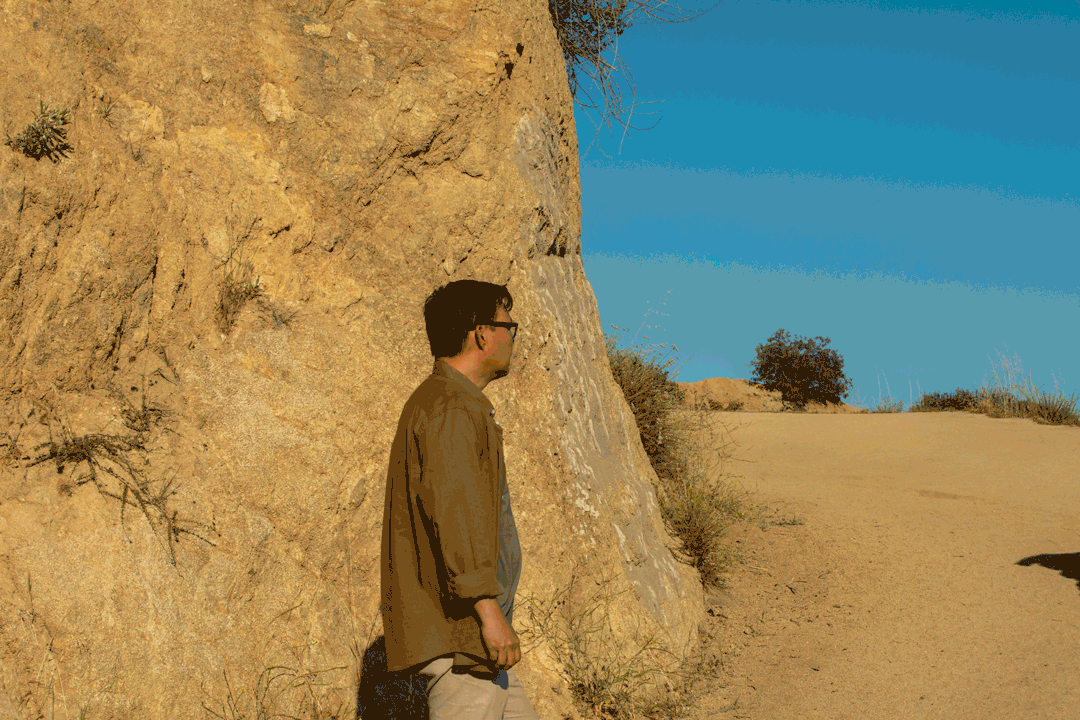 Astronaut_GriffithPark3-101new.gif