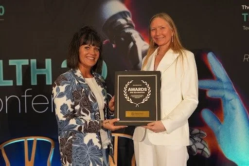 Lila Bennett Presented With “Excellence In Healthcare Award” At Health 2.0 Conference, Las Vegas 202