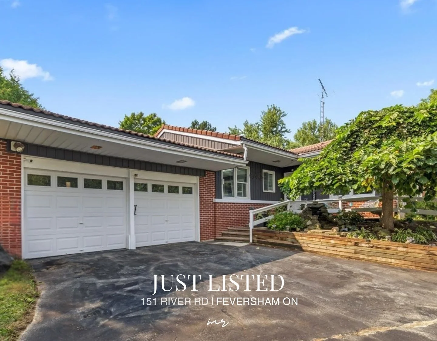 just listed | 151 River Rd., Feversham On

Welcome to this beautifully maintained 3-bedroom, 2-bathroom bungalow, perfectly situated on over half an acre with an additional 100 ft of frontage along the Beaver River. Nestled in the highly desirable vi