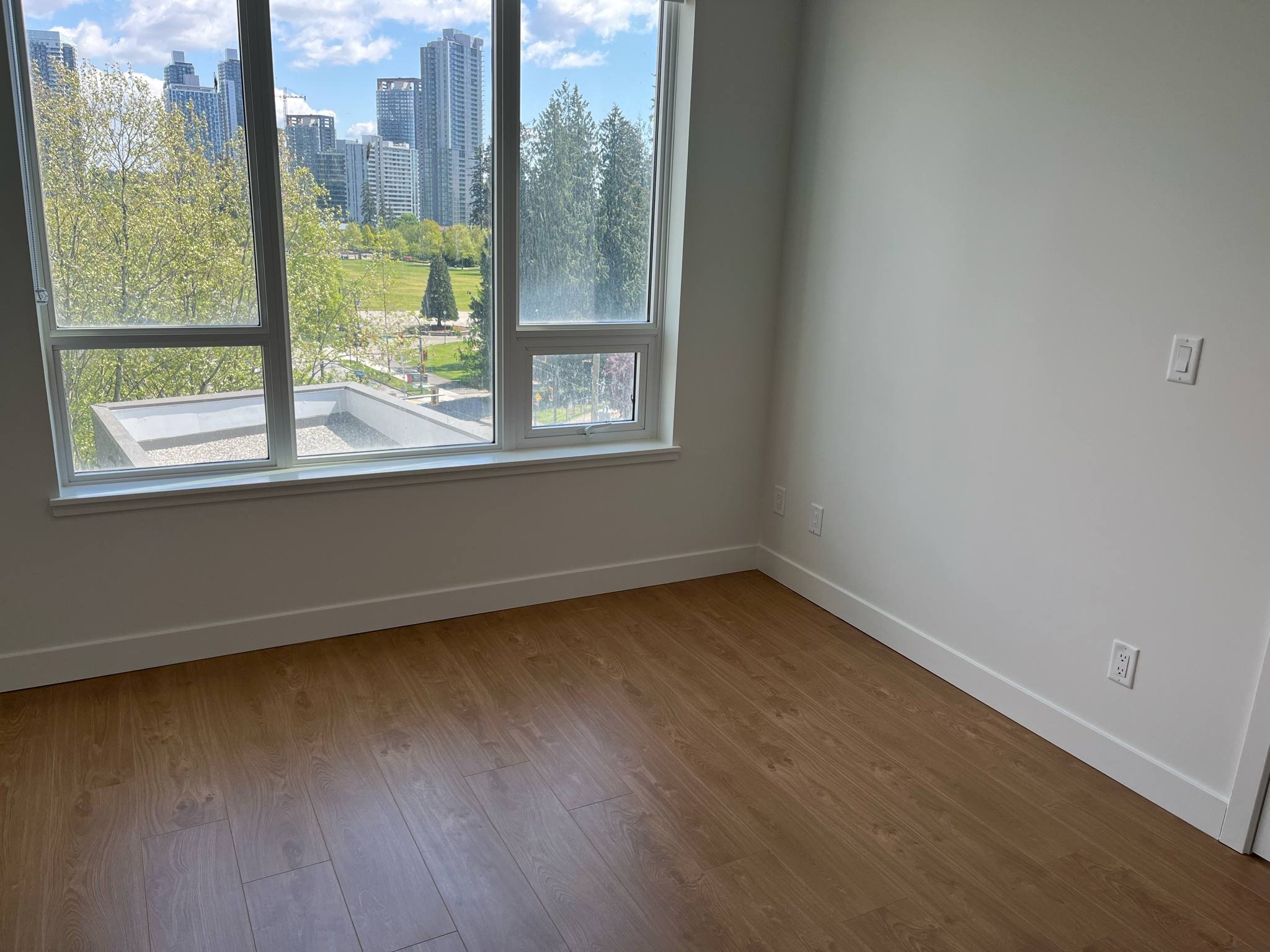 Master Bedroom 02.jpg