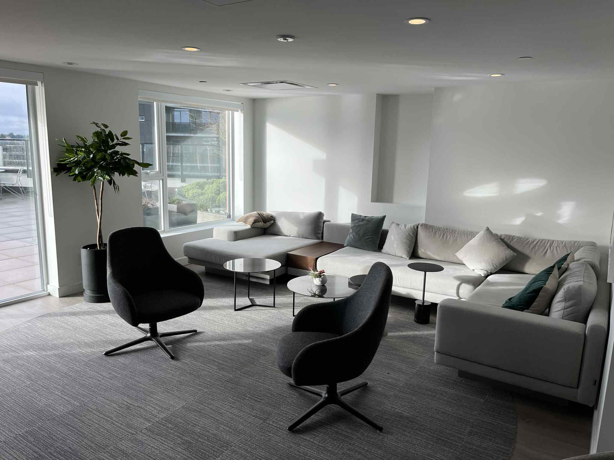 4th Floor Amenity.jpg