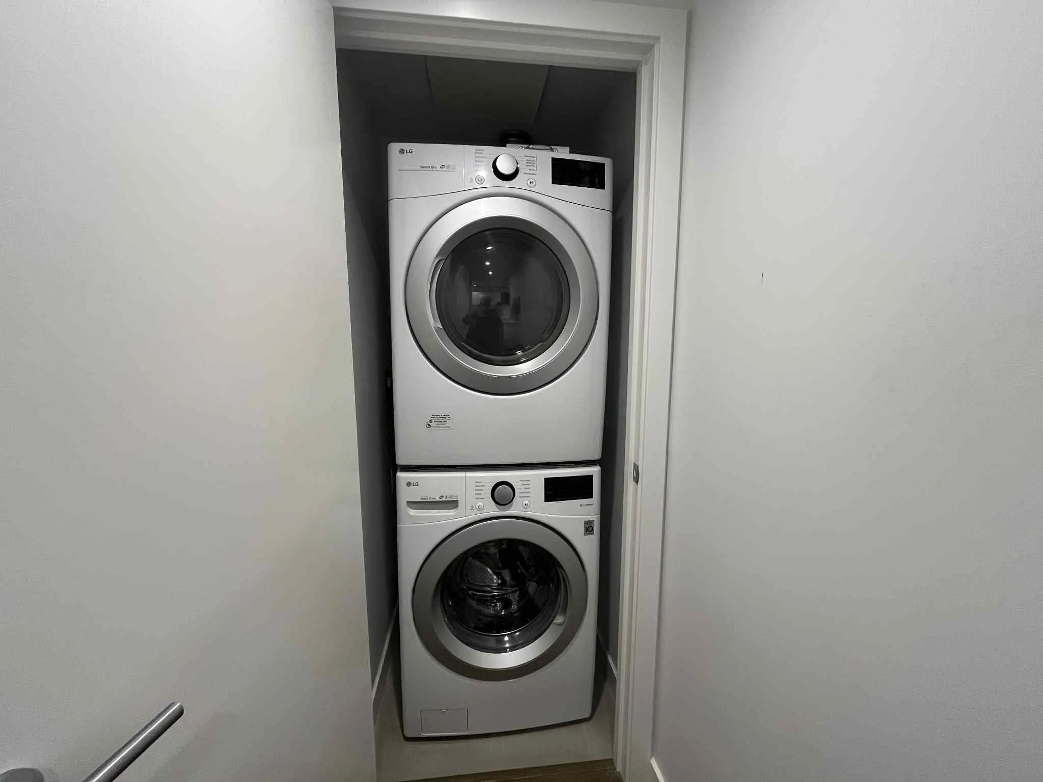 Washer & Dryer.jpg