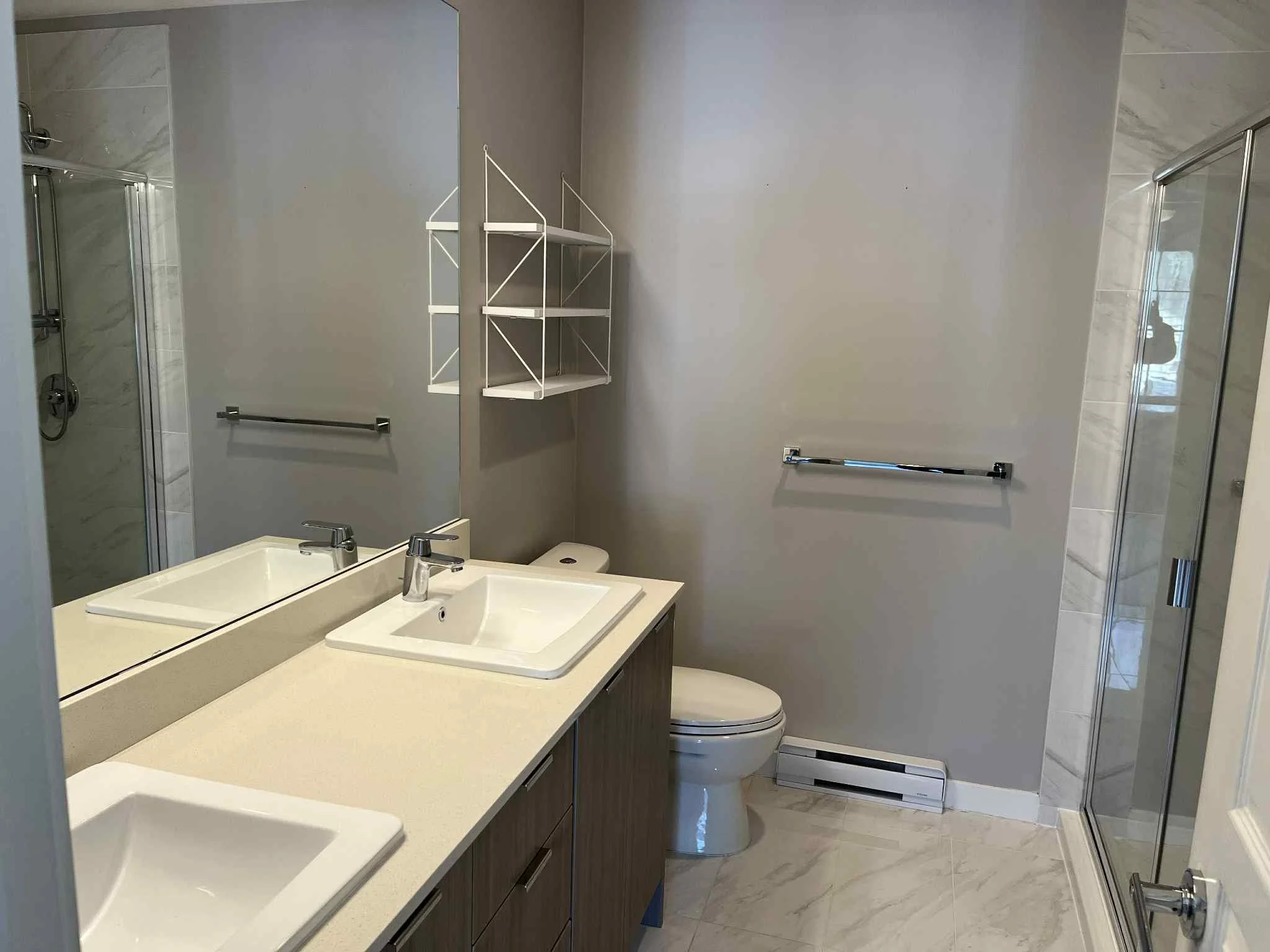 Master Ensuite - Copy.jpg