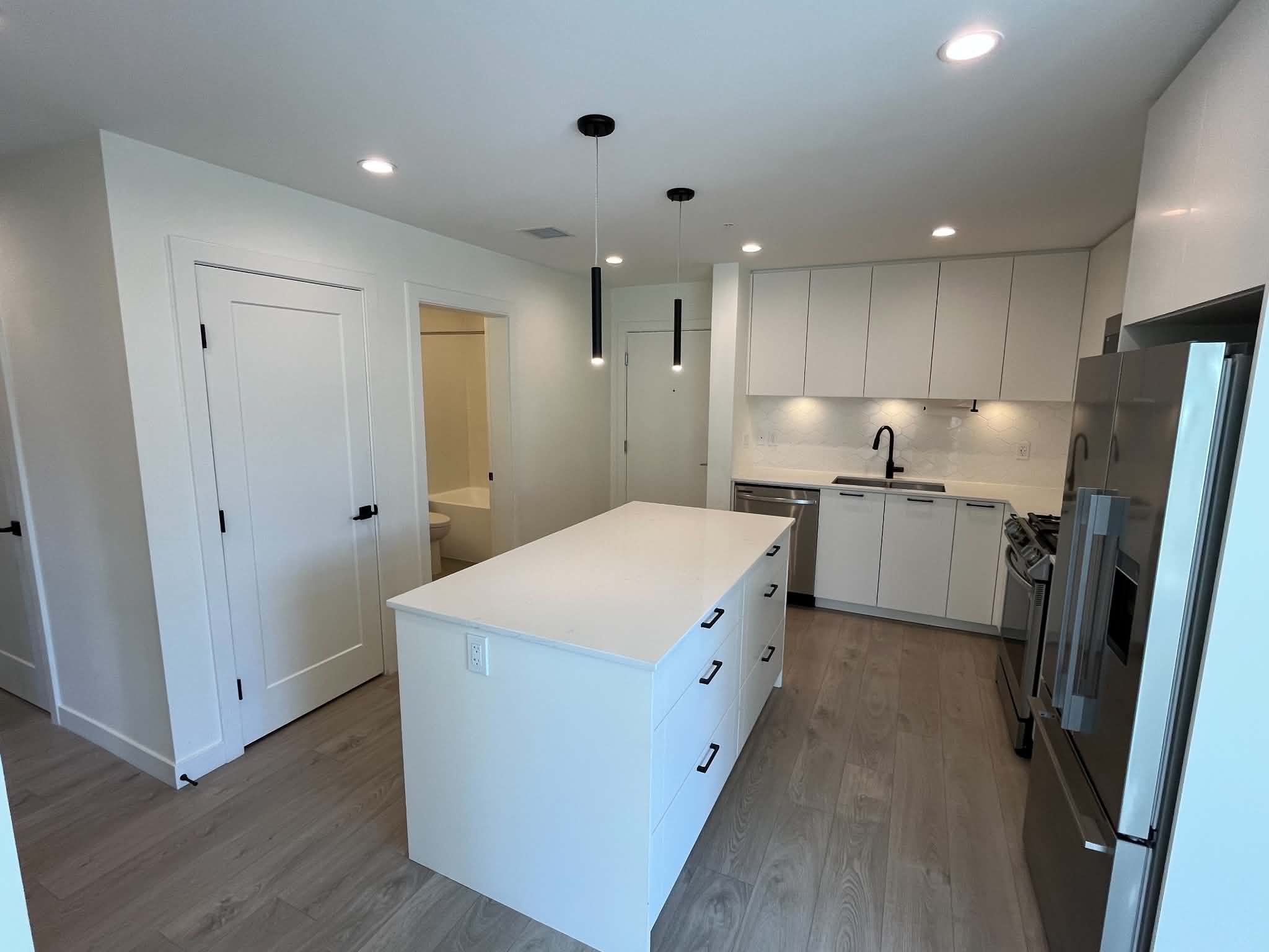 Kitchen 06.jpg