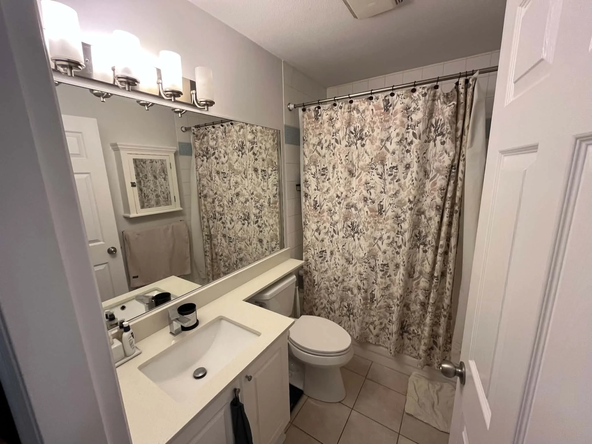 Bathroom.jpeg