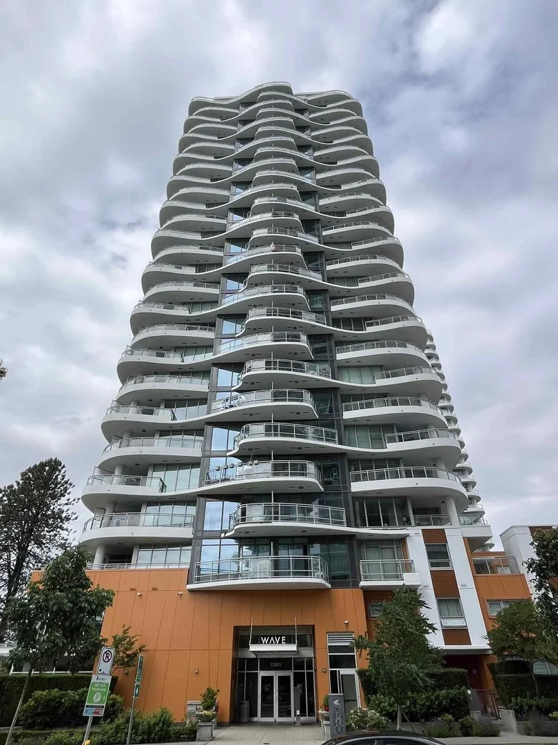Wave building.jpg