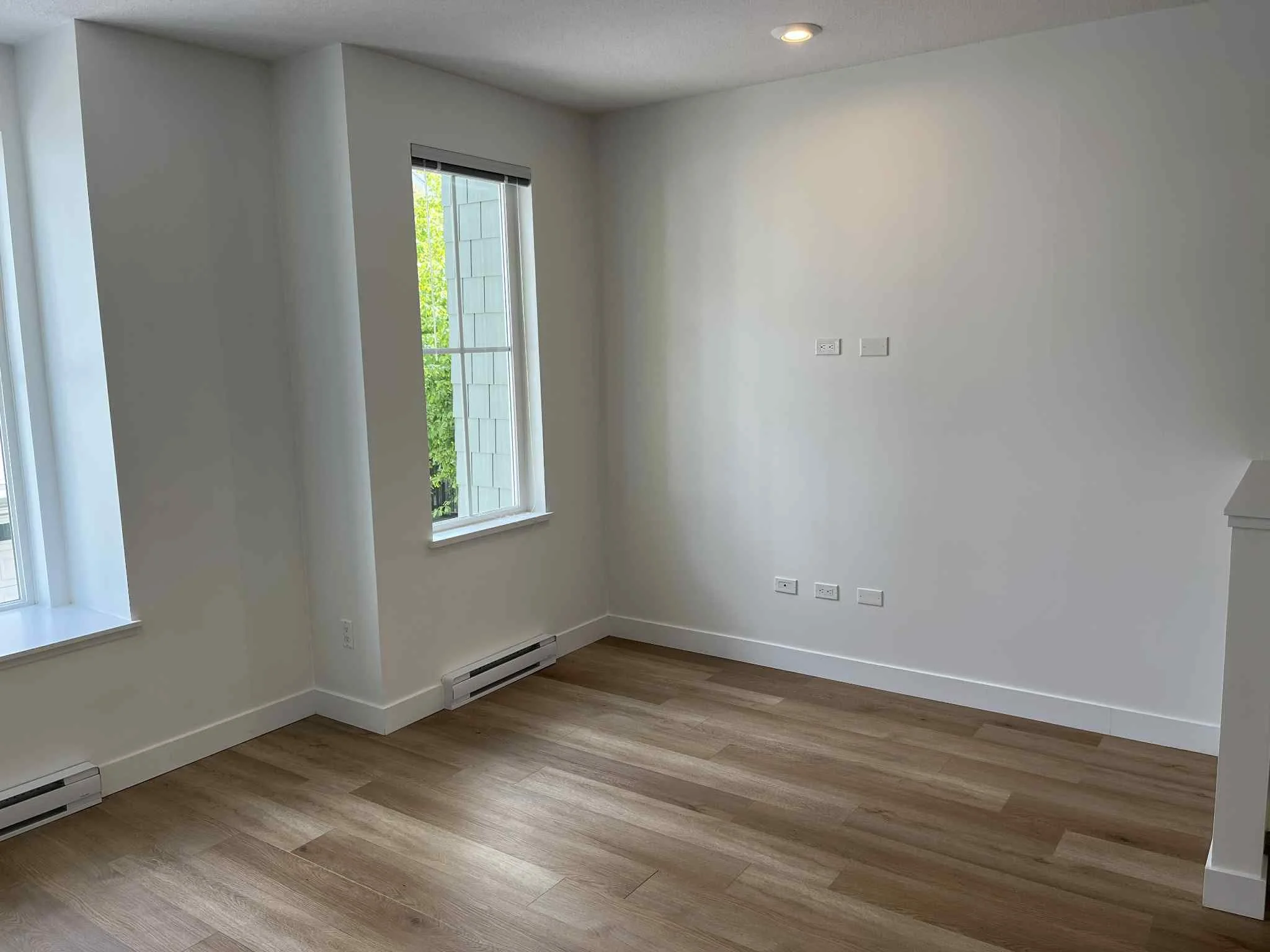 Living area 02 - Copy.jpg