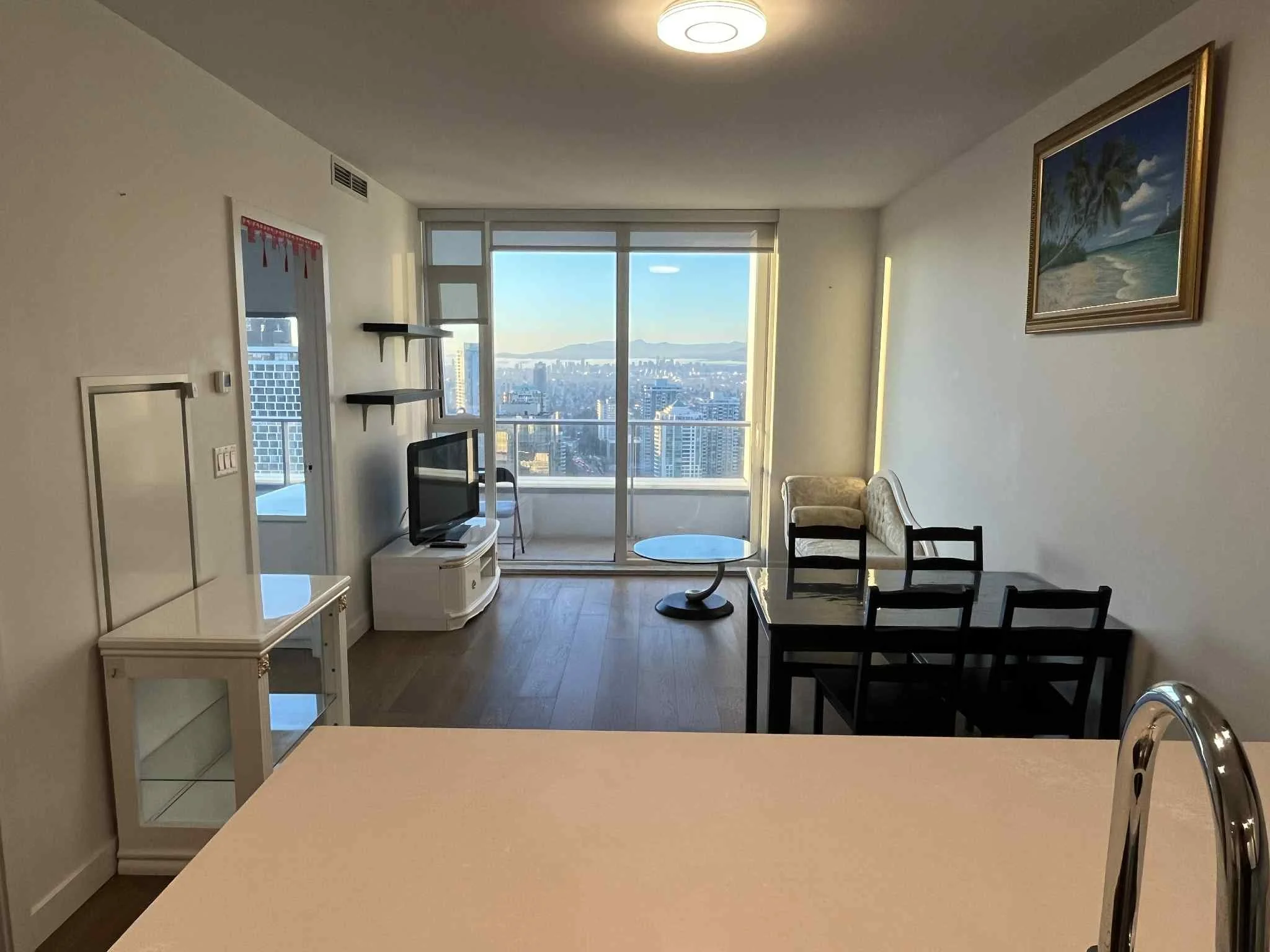 Dining and livingroom.jpg