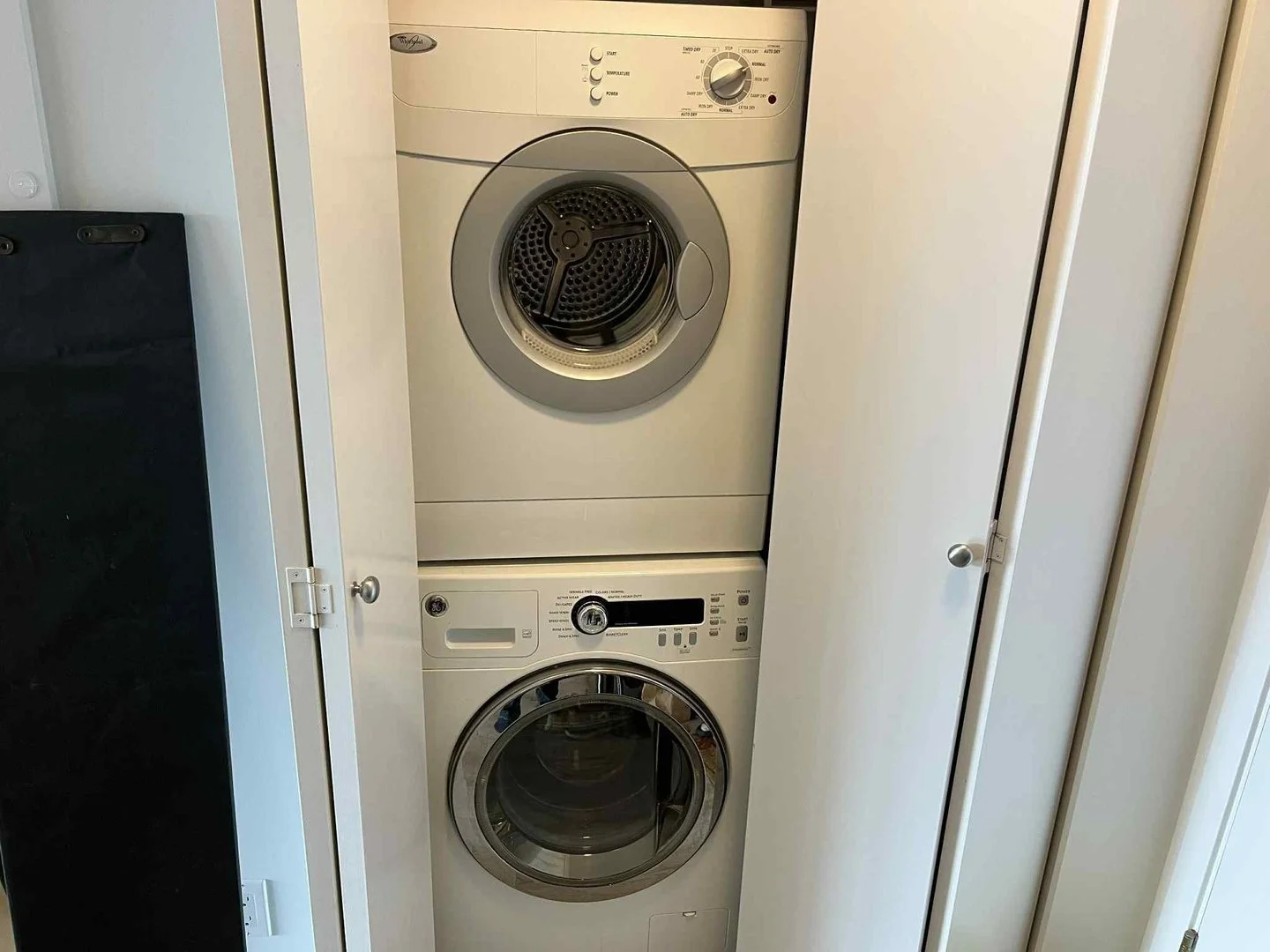 Washer & Dryer.jpg