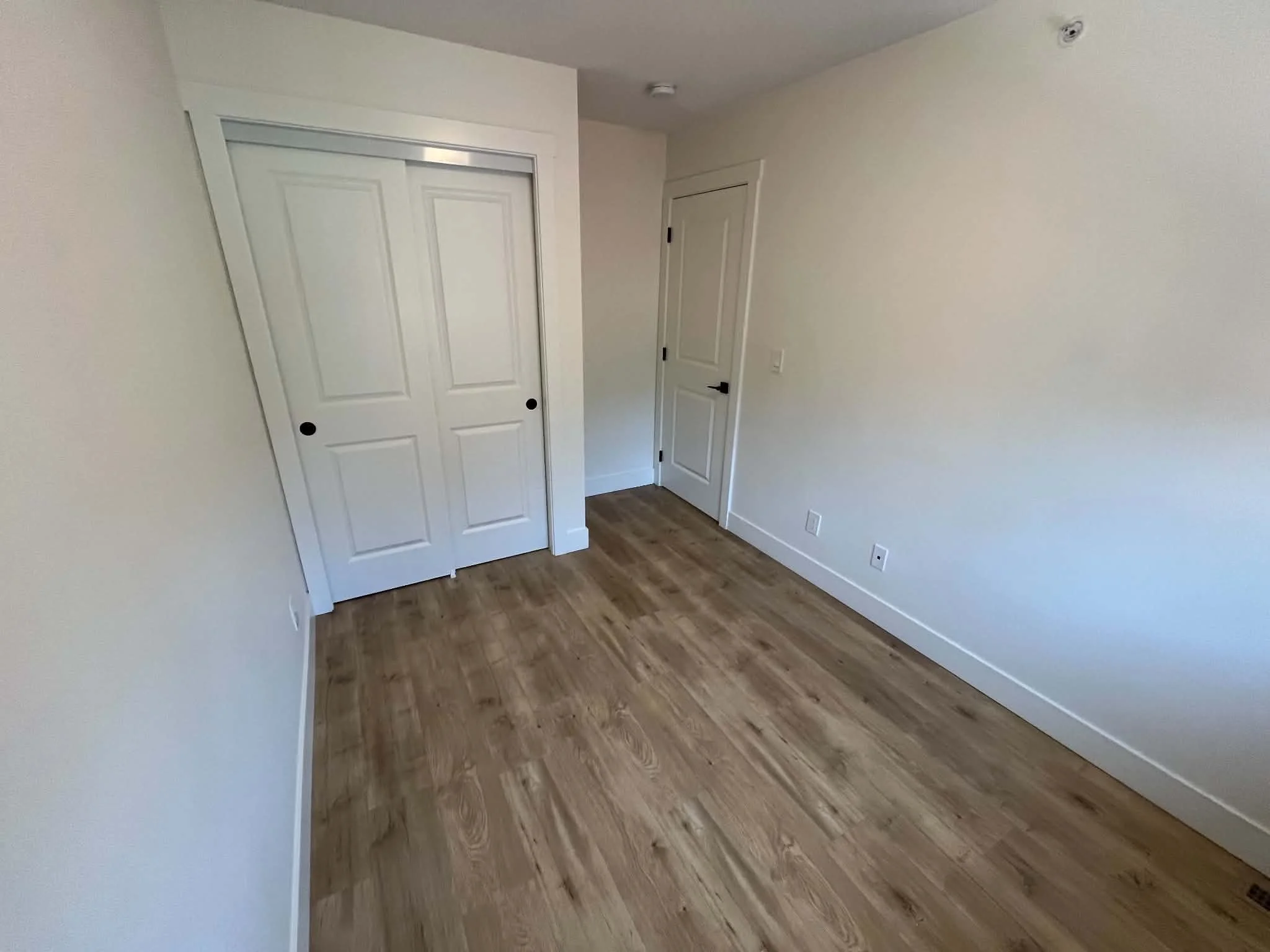 2nd bedroom.jpg