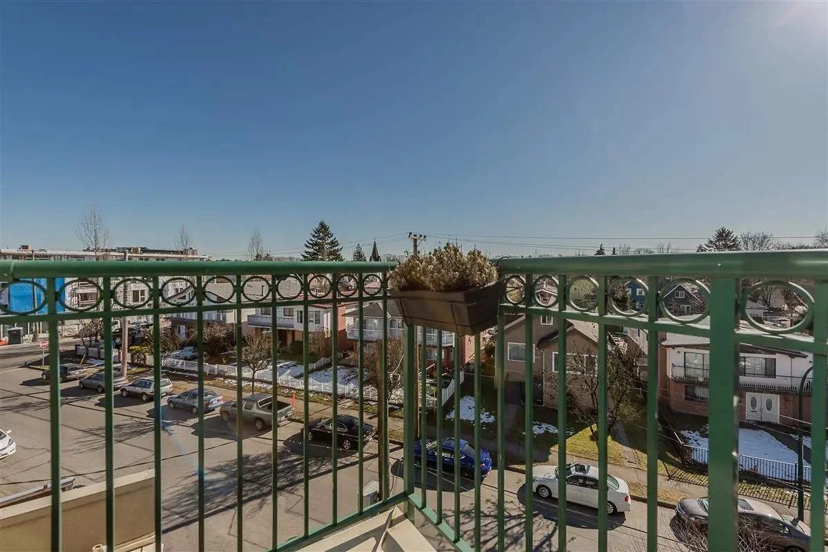 Balcony.jpeg