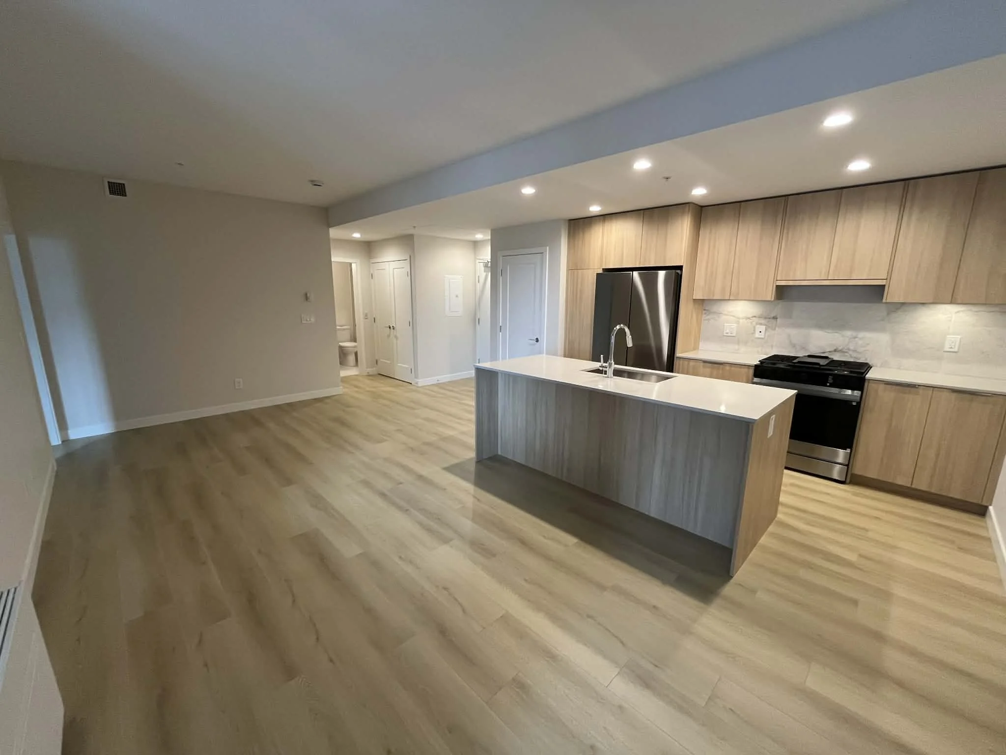 kitchen, dining and living 02.jpg