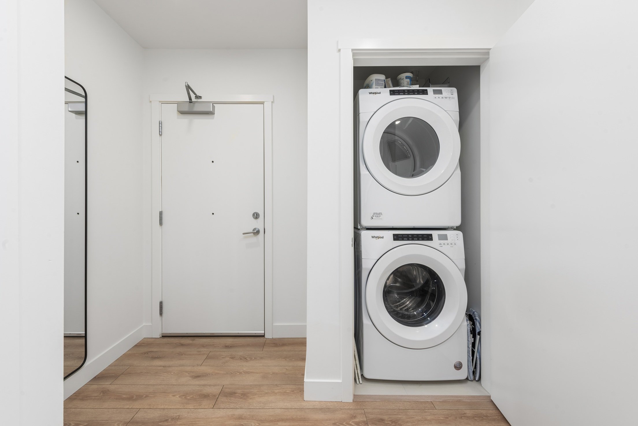 Washer & Dryer.jpeg