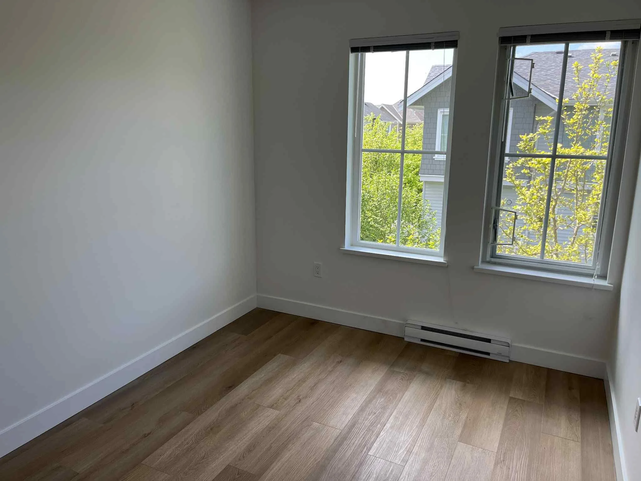 2nd Bedroom - Copy.jpg