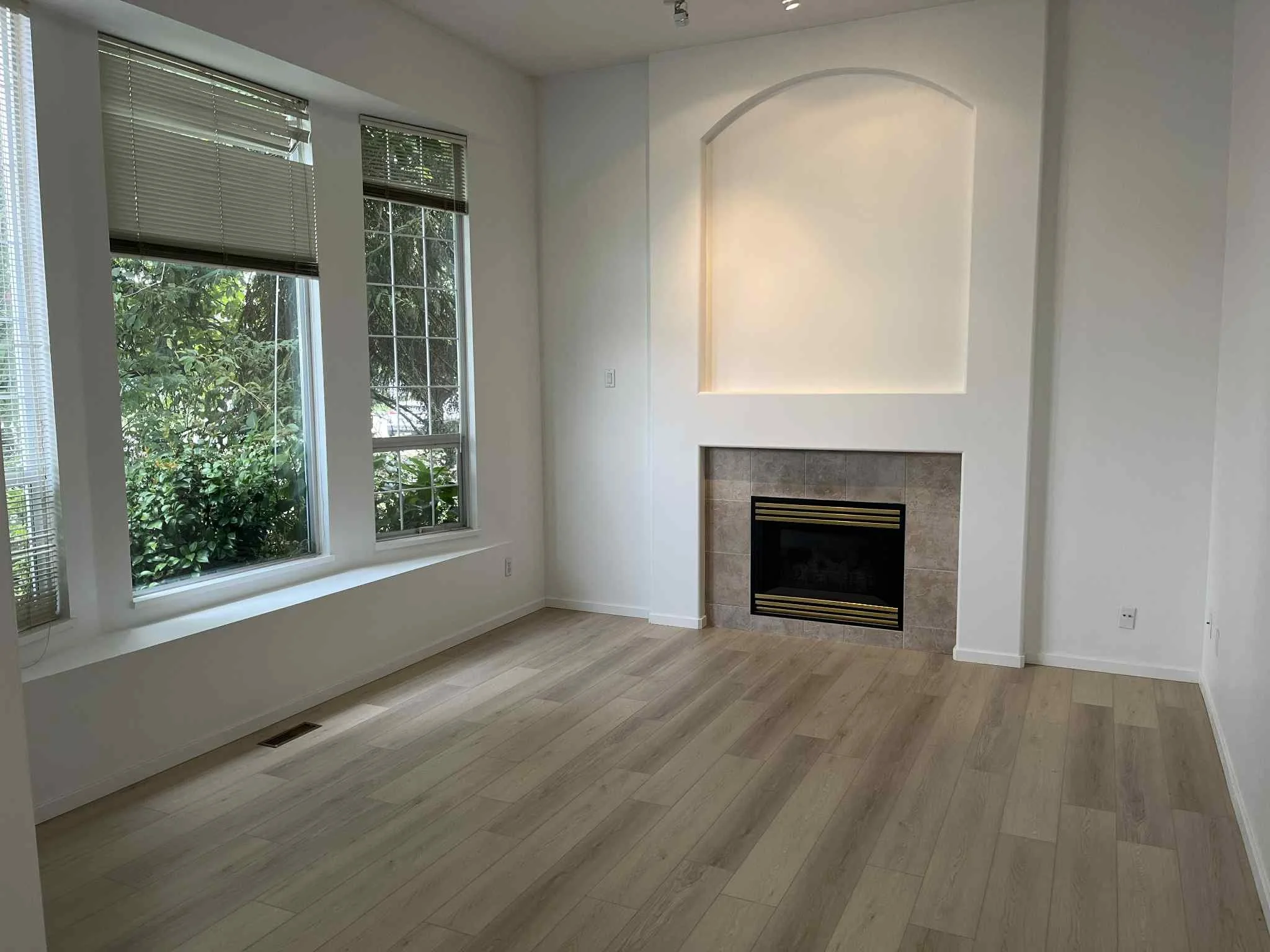 Family Room (2).jpg