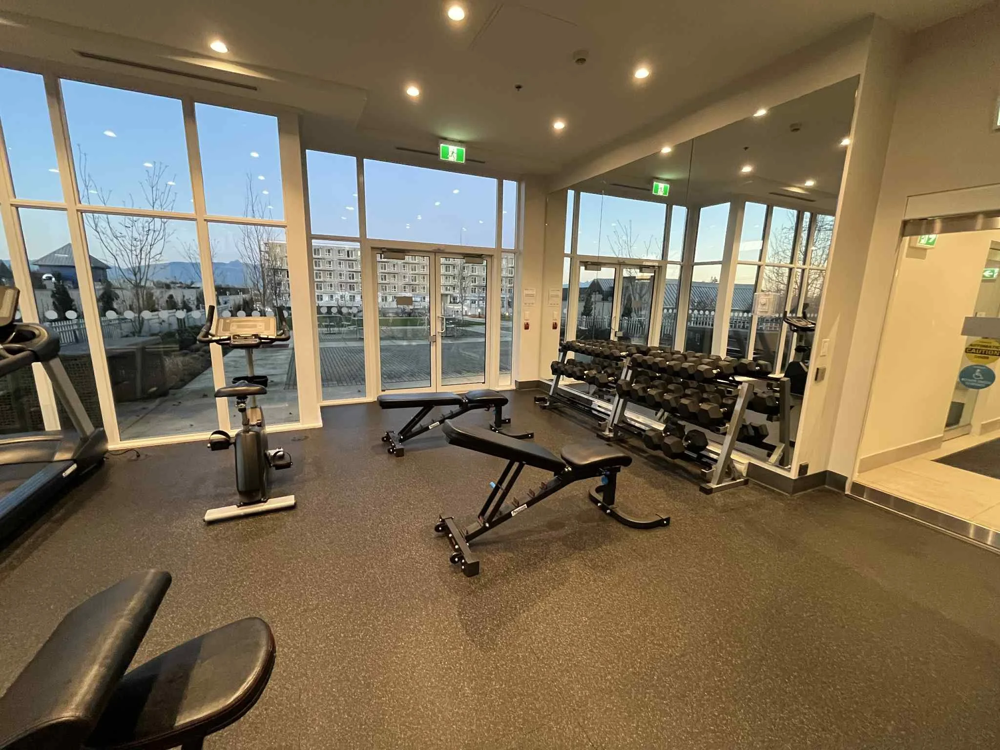 Fitness room 02.jpg
