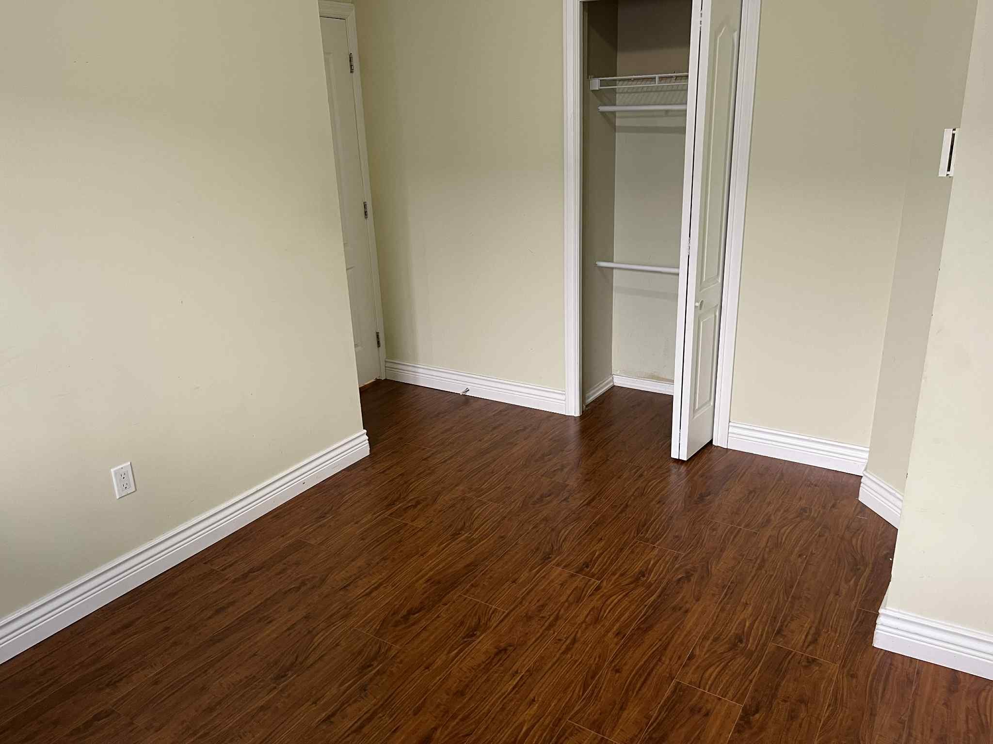2nd bedroom 02.jpg