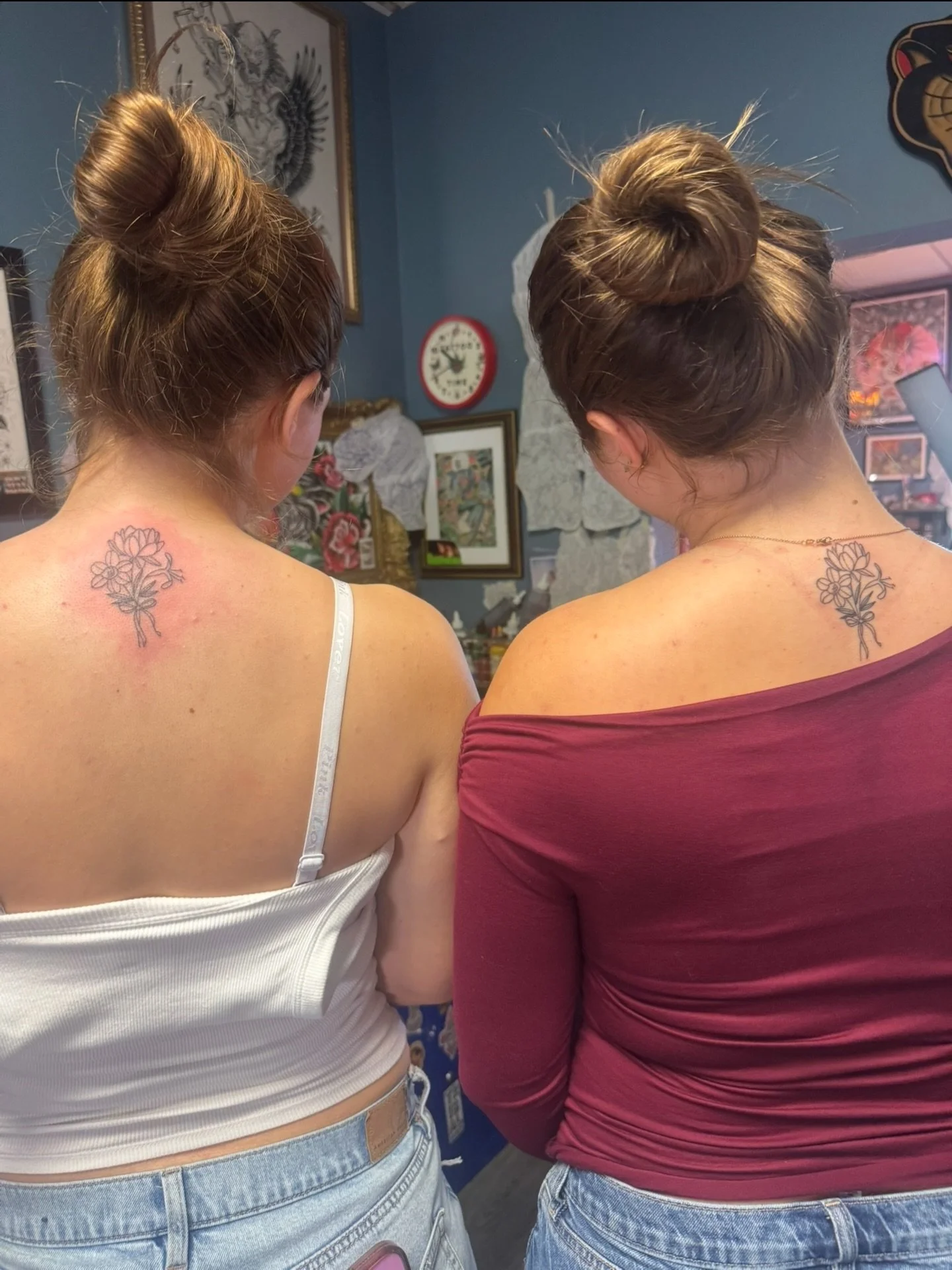 Little matching bouquets for these ladies! Thanks for the trust, y&rsquo;all! 🙌