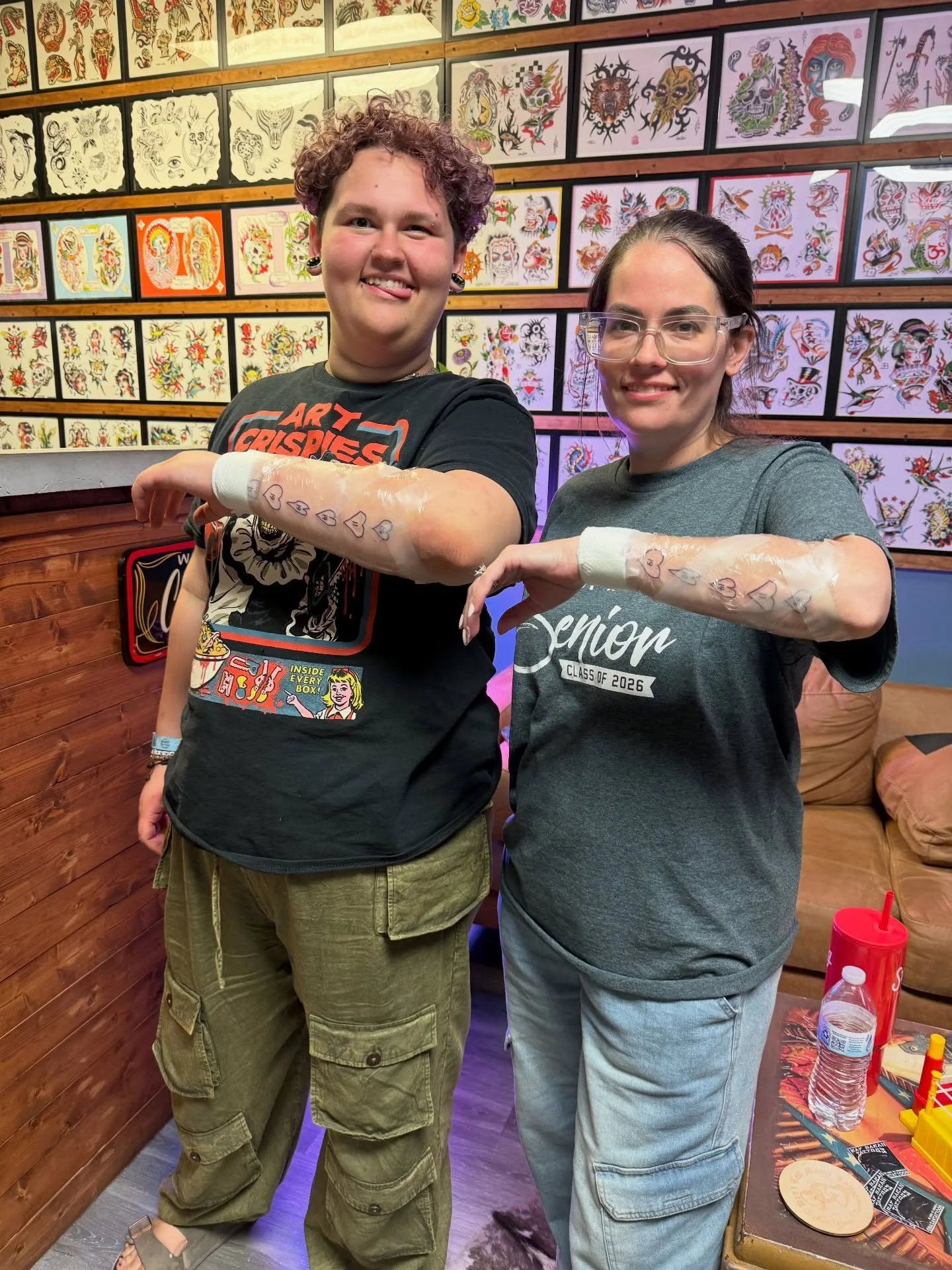 Spring blooms, fresh ink, and friendships that never fade. 🪻
Friends who get tattooed together&hellip; stay together. 🫶🏼
New season, same bond &mdash; just a little more permanent. ✨

Open from 12-9pm daily! ☀️
Walk-ins available everyday! 😎