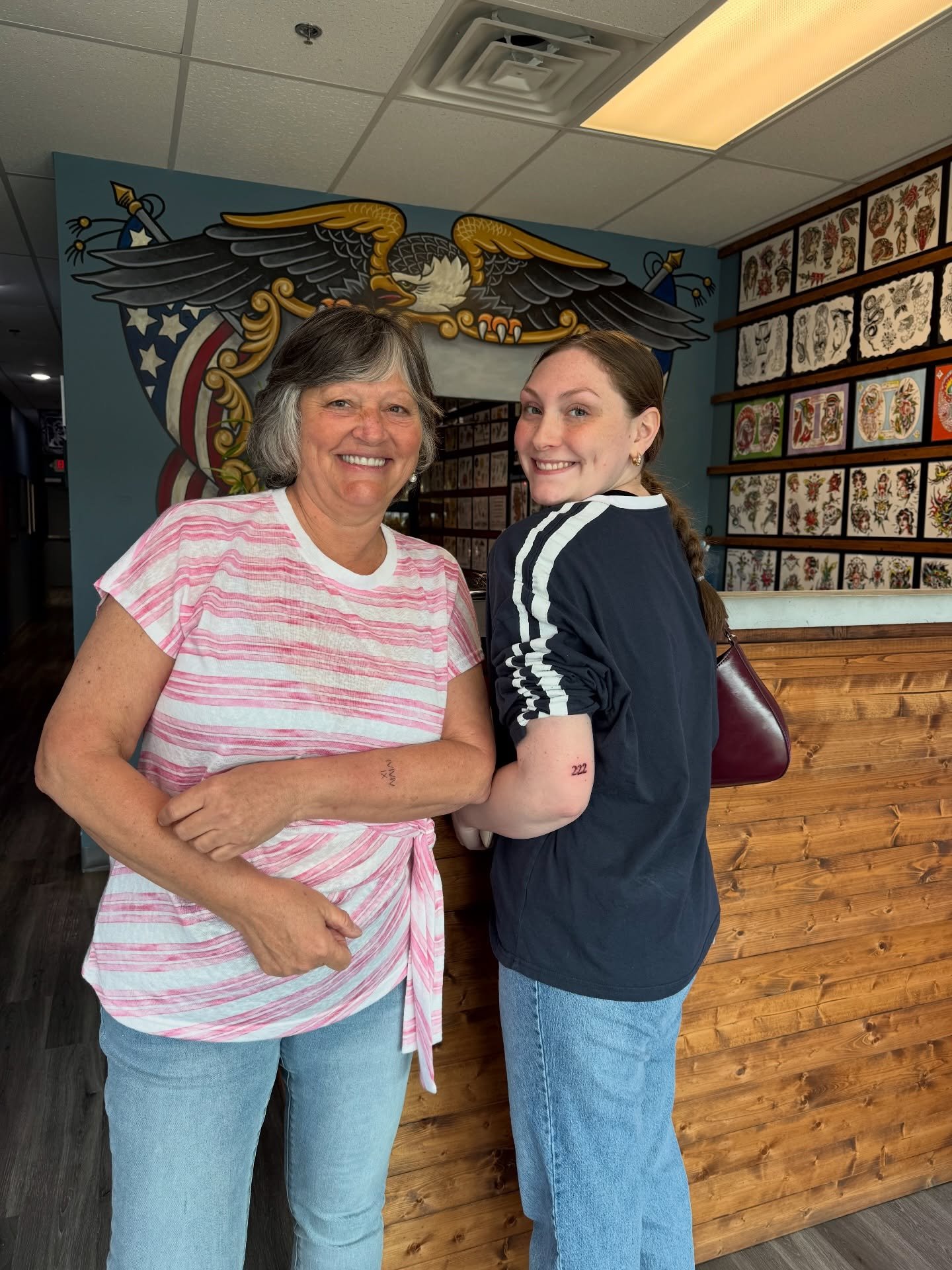 Happy Tatturday🫶🏼 some say Saturdays are for the boys, but the ladies say otherwise! 
Walk-Ins Welcome 🙏🏼 

#cedarpark #austintattoo #leandertx