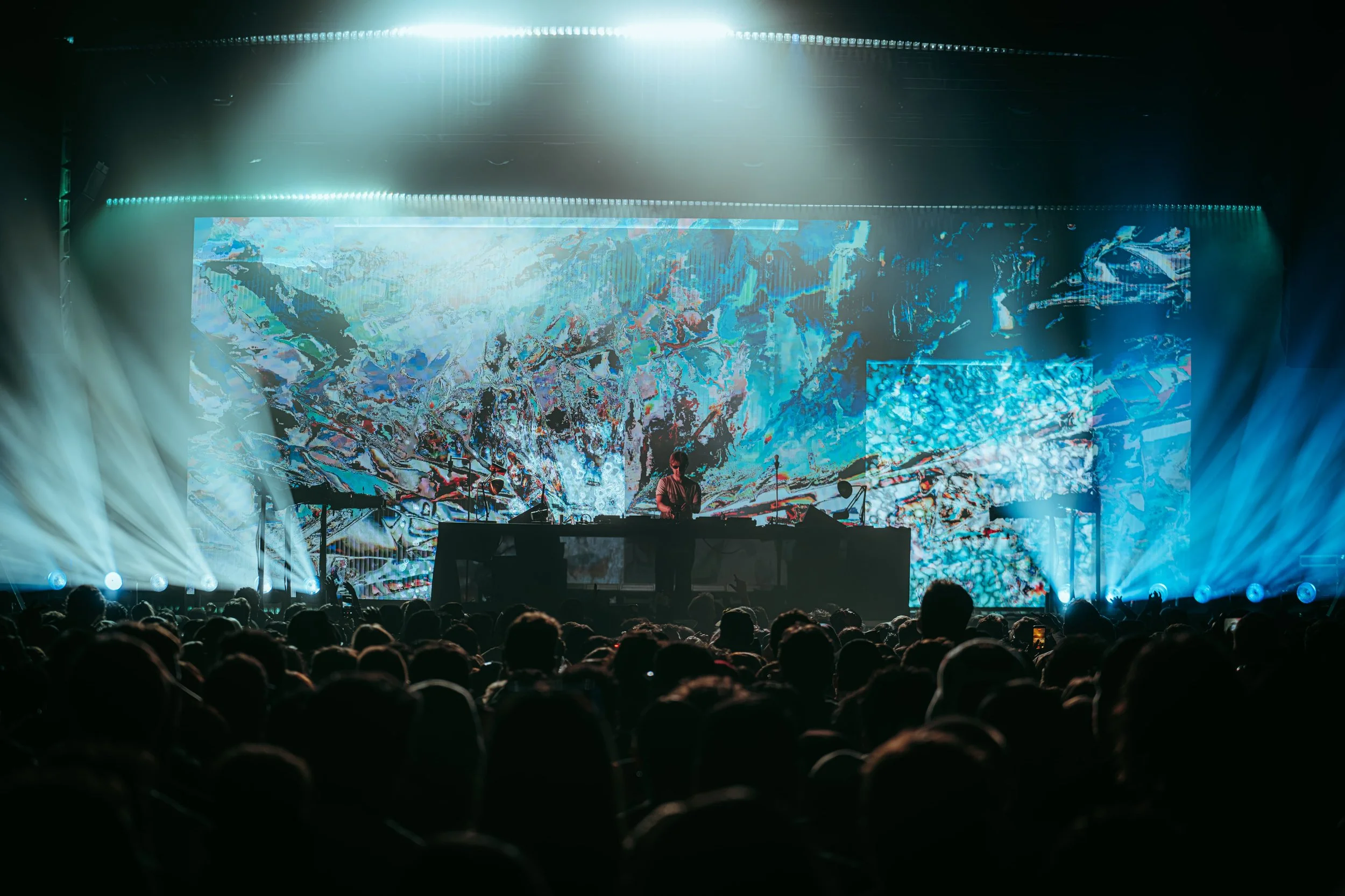 Oskar Medk: Feel Tour - Programmer/ Lighting Director
