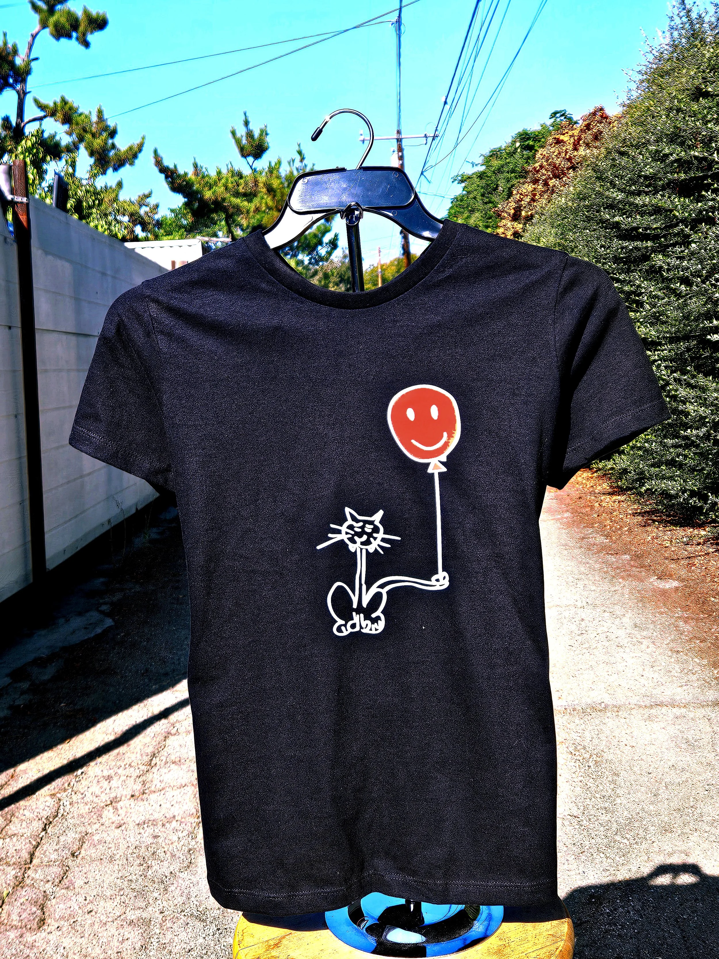 STK Alley Cat Black T-Shirt with red Balloon. Women's XX-Large.
