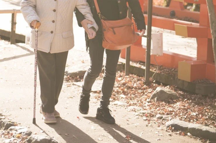 Gait analysis and early dementia detection: Close link revealed in latest research