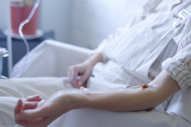 U.S. Medical Aid in Dying Expands Amid Controversy