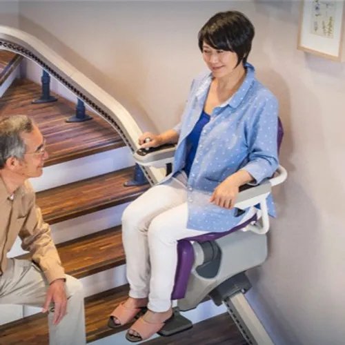 Wealtree electrical Stairlift-2.jpeg