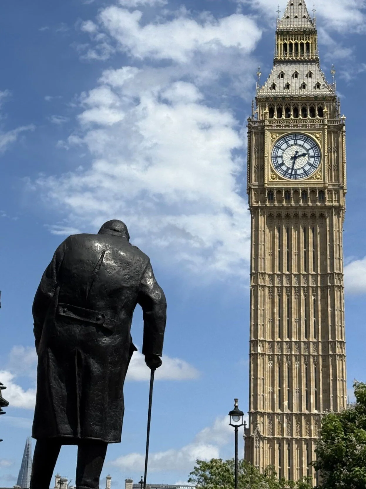 winston-churchill-big-ben-uk-parliament-visit-2025.jpg