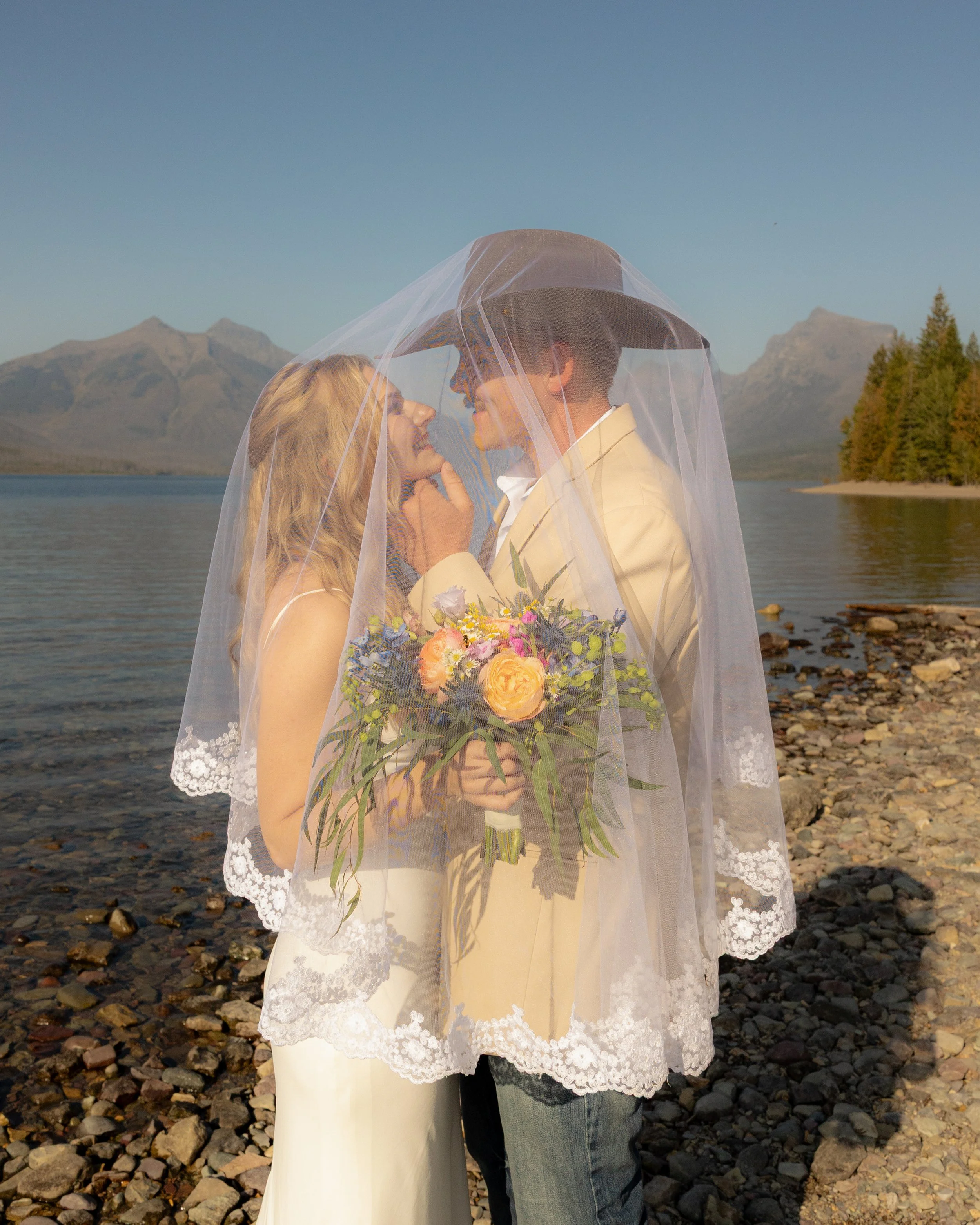 hannahlorainphoto-40 (1) 2.JPG