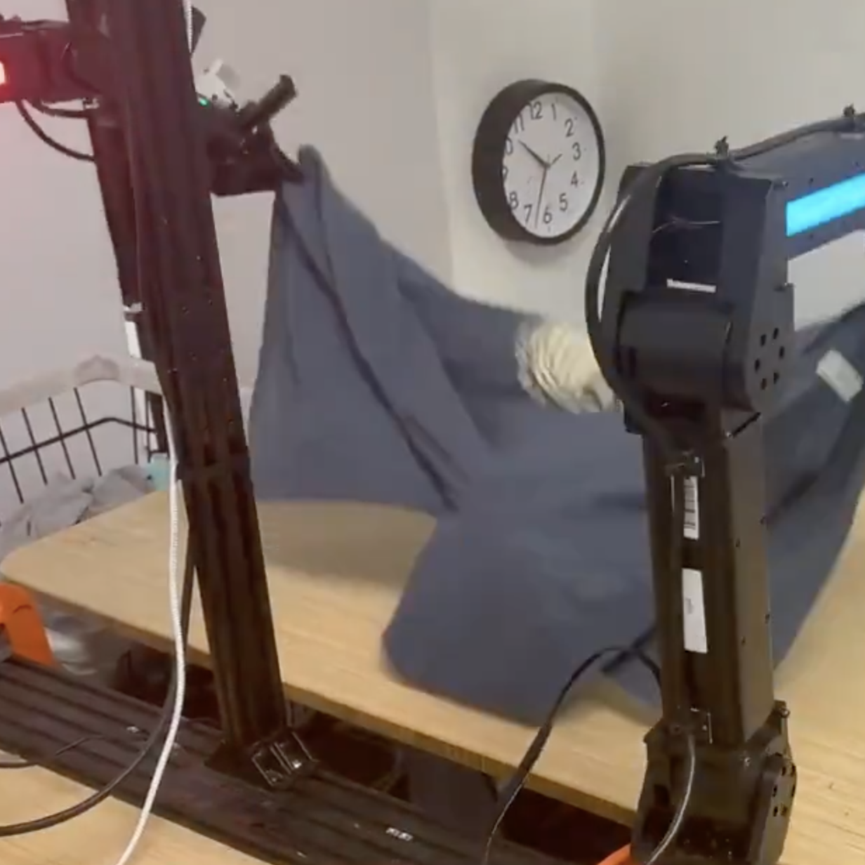 This Robot Folded 850 Napkins in 24 Hours, Without a Single Human Touch
