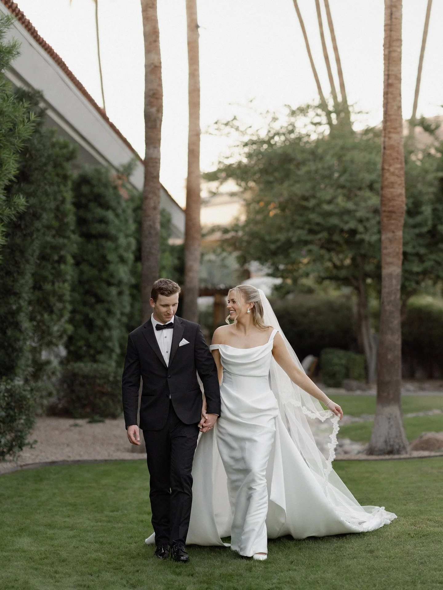 The Kellehers 🤎

Venue: @thescottresort&nbsp;
Planning &amp; Design: @maisonglasco&nbsp;
Coordination: @alden.events
Photography: @sanzstudiophotos&nbsp;
Videography: @abbyhiggsphotography&nbsp;
Floral: @milkandhoneyflorals&nbsp;
DJ: @tregothedj&nbs
