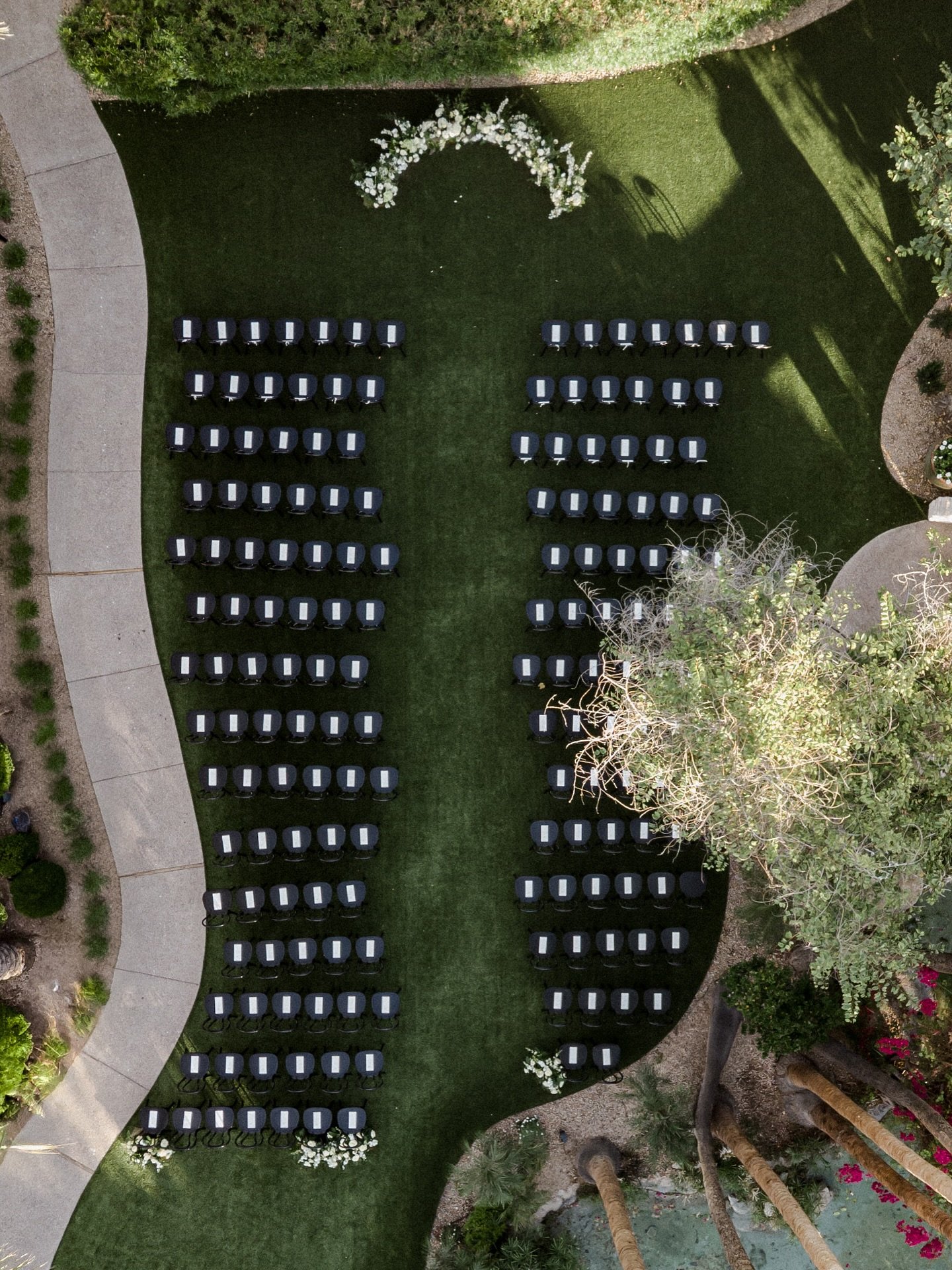 Nothing better than a drone shot of perfectly set chairs ✨

Venue: @thescottresort&nbsp;
Planning &amp; Design: @maisonglasco&nbsp;
Coordination: @alden.events
Photography: @sanzstudiophotos&nbsp;
Videography: @abbyhiggsphotography&nbsp;
Floral: @mil