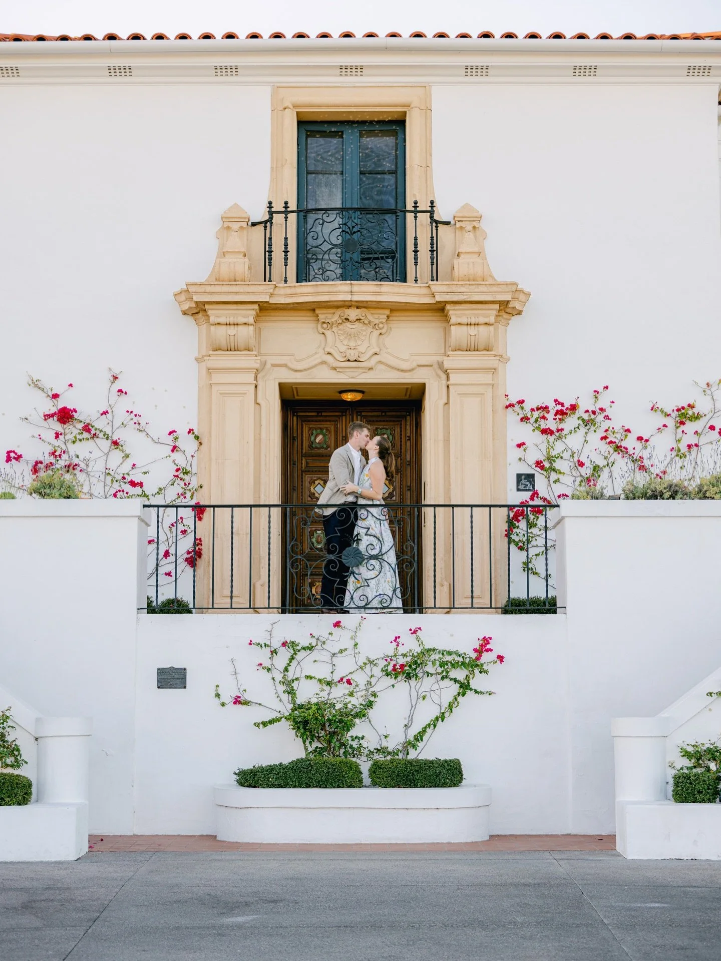 The Night Before for H&amp;H 🌵

Vendors&mdash;
Planning &amp; Design: @maisonglasco
Photo: @omorfiaimagery
Video: @jaysmiley.co
Venue: @wrigleymansionevents
Floral: @fridayflowersphx
Dinner Pianist: @josh_condon
Guitarist: @billdutcherguitar @groove