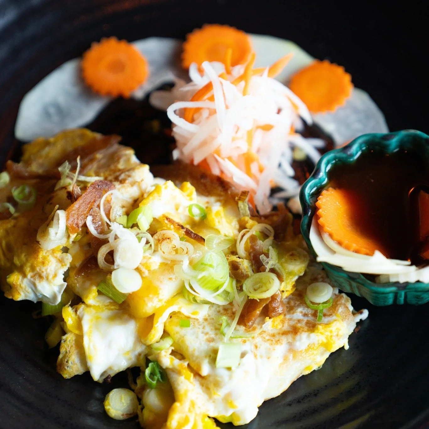 A brunch exclusive worth waking up for ☀️
B&aacute;nh Bột Chi&ecirc;n &mdash; crispy rice cakes, egg, scallion, and house sauce perfection.

📸@yoselinmorenophotography 

#BaoToanKitchen #VietnameseFlavors #MemphisEats #BrunchAtBaoToan #BaoToanBrunch