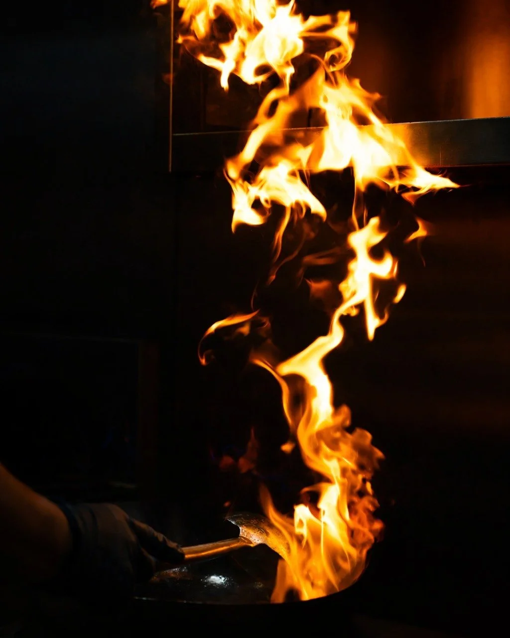 A little fire never scared Chef Walter 😌🔥
We like our flavor with a little flame.

📸:@yoselinmorenophotography 

#BaoToan #ChefWalter #KitchenFire #ChefLife #MadeFromScratch #MemphisEats
#CrosstownConcourse