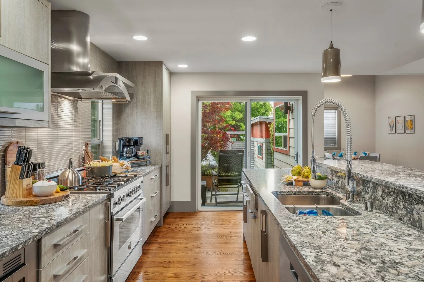 Interiors AirBnB RES (60).jpg