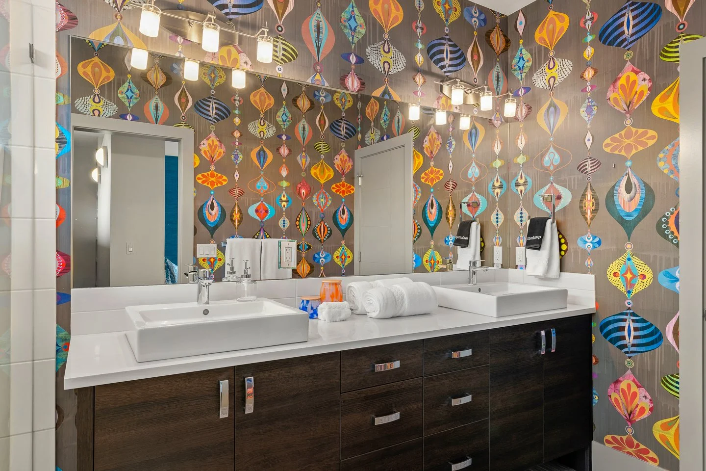 Interiors AirBnB RES (16).jpg